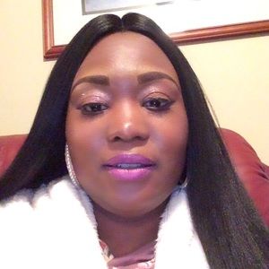 Meet your Posher, Lakeisha